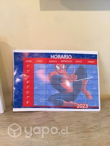 Sticker, marcadores de utiles y agenda o cuaderno