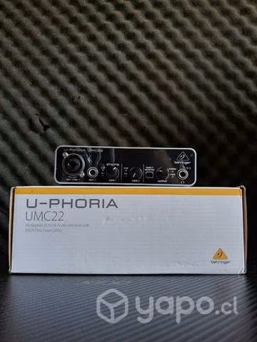 Interfaz de grabación Behringer UMC22
