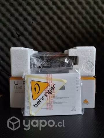 Interfaz de grabación Behringer UMC22