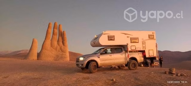 Camper de fibra de vidrio equipada - Imagen 6