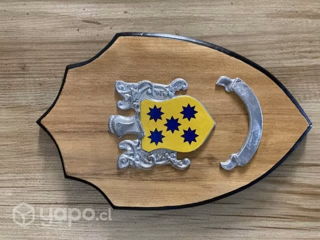 Heráldica. Escudos de familia decorativos - Imagen 3