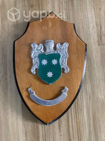 Heráldica. Escudos de familia decorativos - Imagen 5