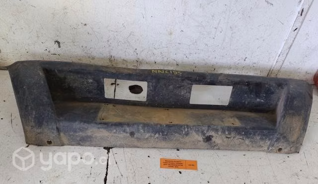 Moldura Patente Parachoque Trasero (NNC195) Nissan