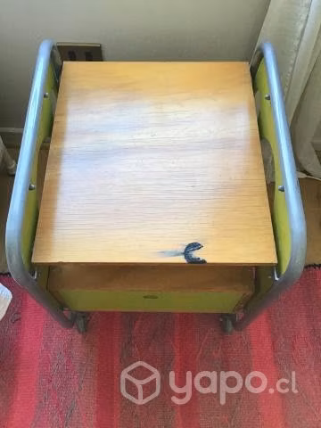Velador de madera con fierro