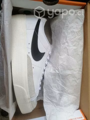 Nike Blazer Low Platform