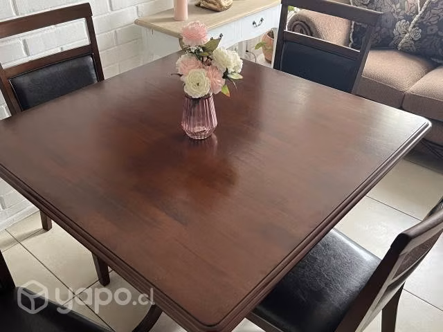 Comedor 4 sillas NUEVO SIN USO