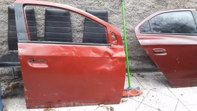 Puerta chevrolet prisma