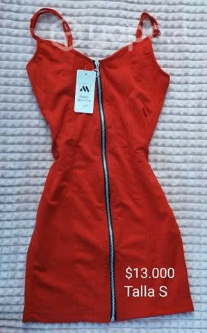 Vestidos, Poleras y más