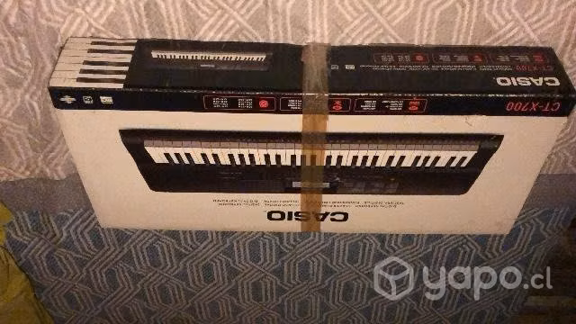 Teclado digital Casio CT-X700