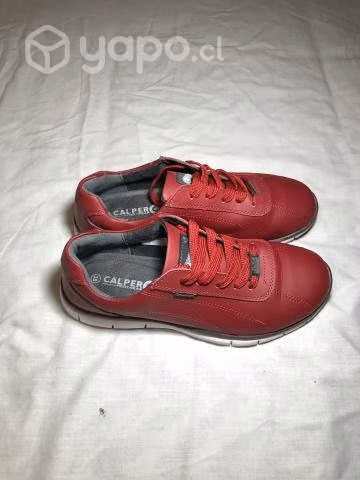 Zapatillas Rojas - Imagen 4
