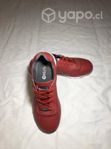 Zapatillas Rojas - Imagen 2