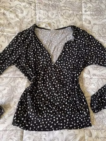 Polera con mangas largas, talla M - Imagen 2