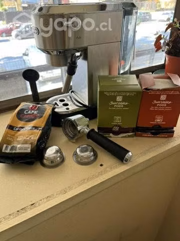 Cafetera Delonghi Dedica