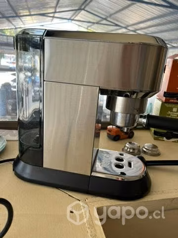 Cafetera Delonghi Dedica