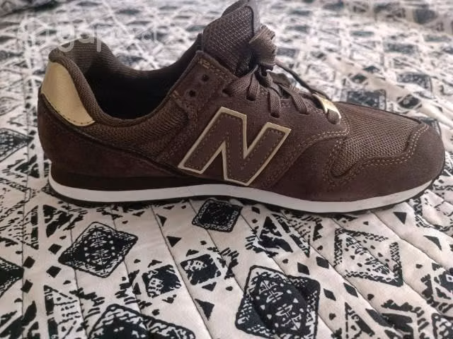 New balance 373