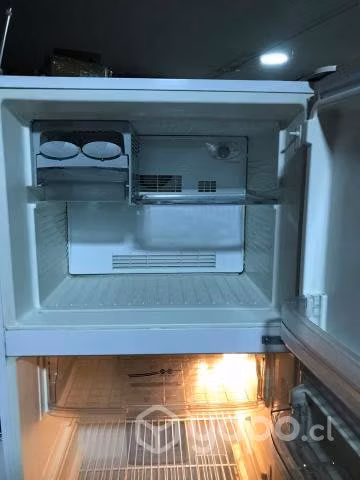 Refrigerador fensa