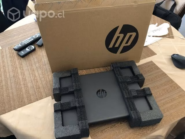Intel(R) Celeron(R) N4020 - HP 240 G8 Notebook