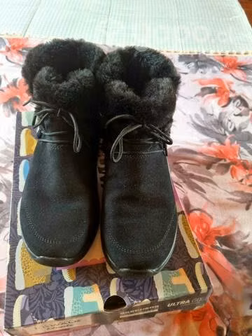 Botines Skechers Mujer