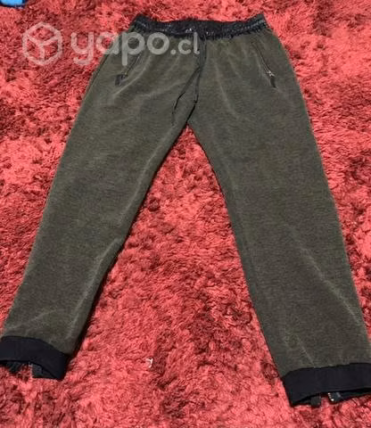Pantalón buzo