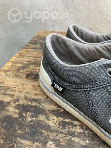 Zapatillas teva mujer (poco uso) - Imagen 2
