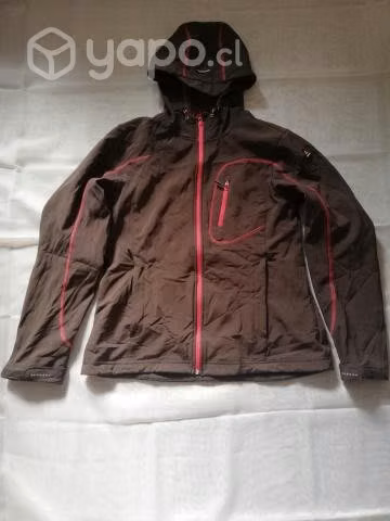 Ropa deportiva excelente - Imagen 5