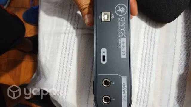 Interfaz USB Mackie Onyx + micrófono - Imagen 4