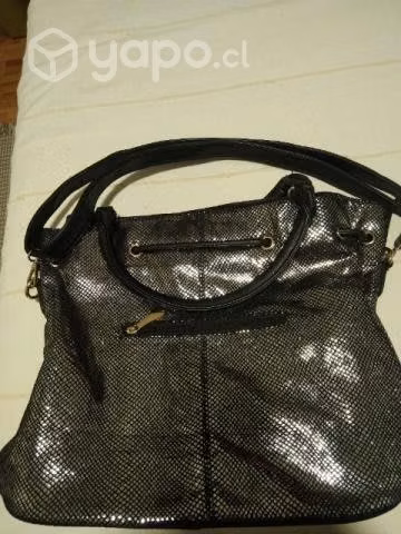 Cartera casi nueva