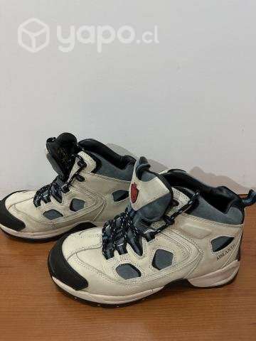 Zapatos aislantes - Imagen 2