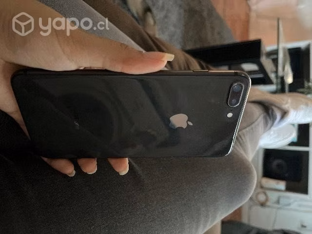 IPhone 8 Plus