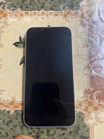IPhone 13 rosado - Imagen 2