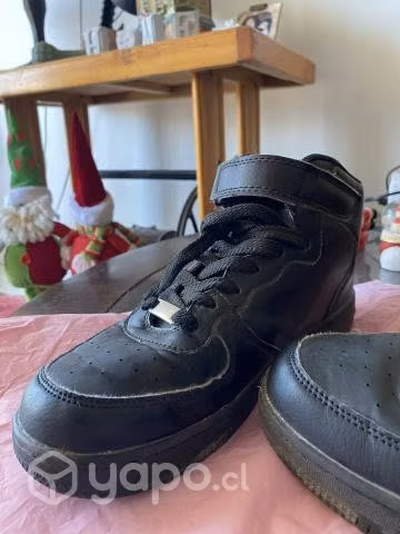 Zapatillas negras con caña 38 - Imagen 4