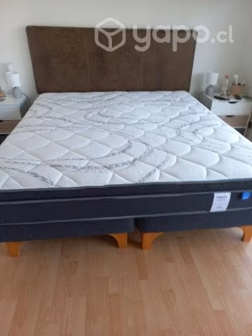 Cama King + Respaldo todo casi nuevo
