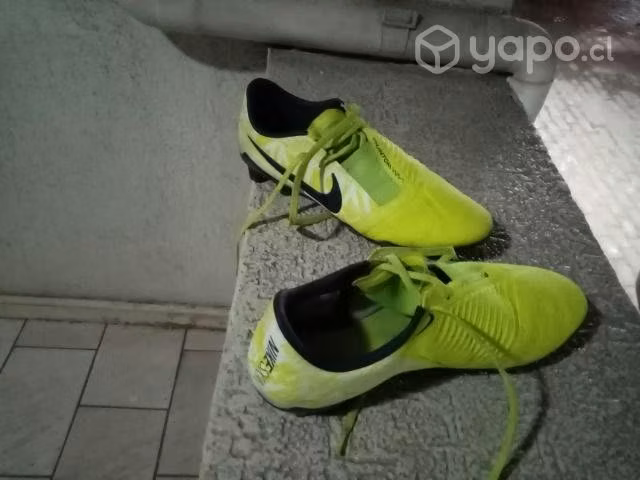 Zapatillas nike talla 38 toperoles- nuevas