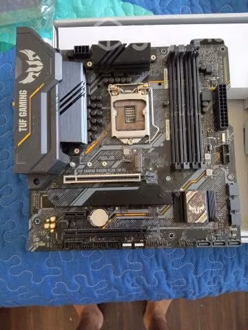 Placa madre asus TUF LGA 1200 - Imagen 3