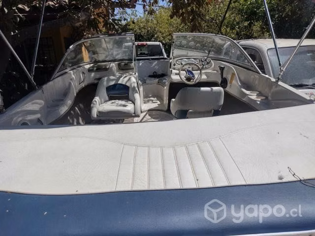 Tahoe Q6 BOWRIDER 21.6 pies 2005