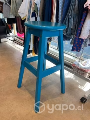 Piso azul de madera