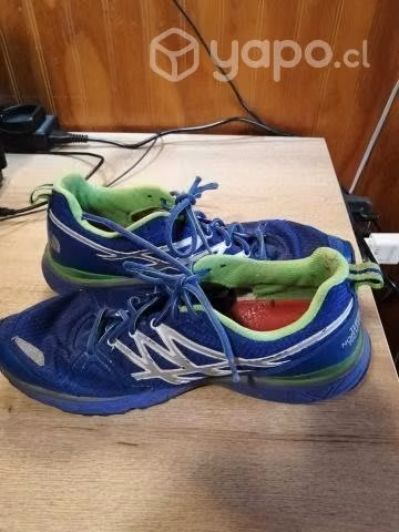 Zapatillas Northface Usadas - Imagen 3