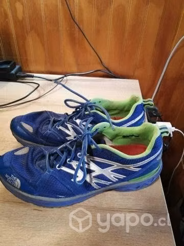Zapatillas Northface Usadas - Imagen 2