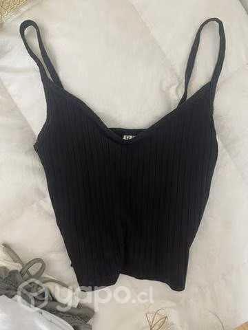 Top / poleras cortas H&M