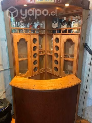 Bar esquinero en buen