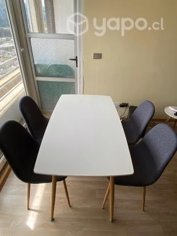 Mesa de Comedor de 4 sillas