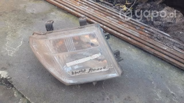 Optico derecho original Nissan navara 2013