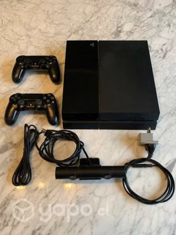 Playstation 4 500 GB con 2 controles + cámara