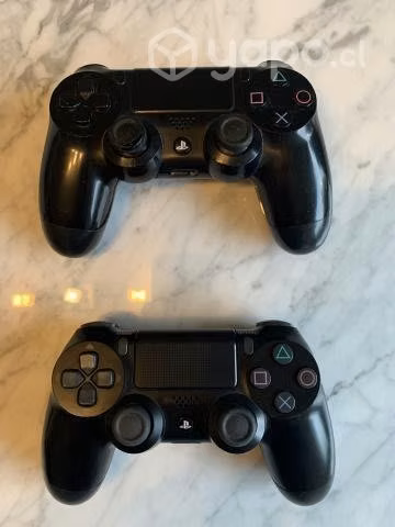 Playstation 4 500 GB con 2 controles + cámara
