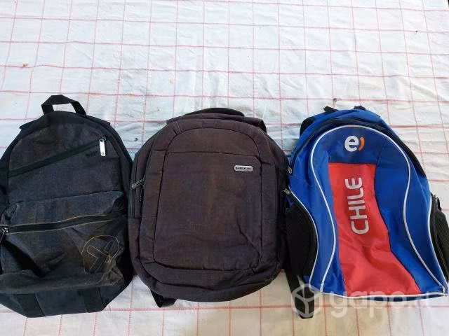 Pack de 3 mochilas ( una para notebook)