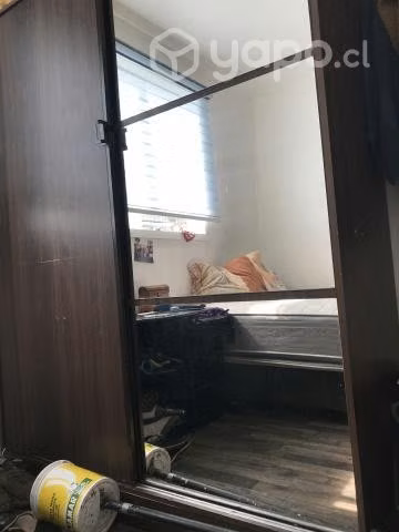 Cama de 2 plazas y armario