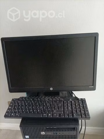 Computador de Mesa y Monitor - Imagen 2