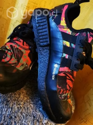Zapatillas adidas boost gore-tex