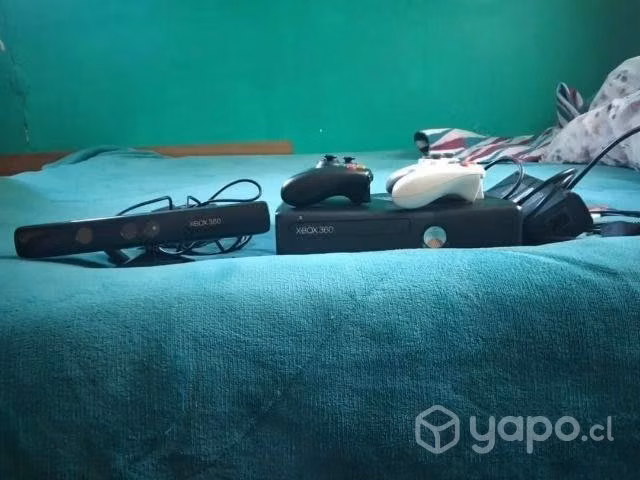 Xbox 360 Slim 250 GB + Kinect