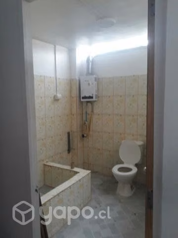 "edificio de 4 pisos, 4 departamentos"